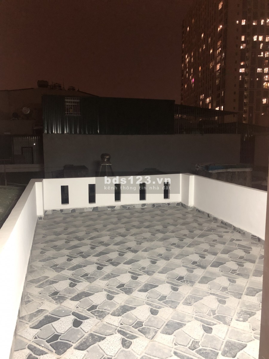 Giá chỉ 4.4 tỷ bán nhà phố Tân Mai, Hoàng Mai dt 55m2, mới, đẹp, đầy đủ công năng sử dụng