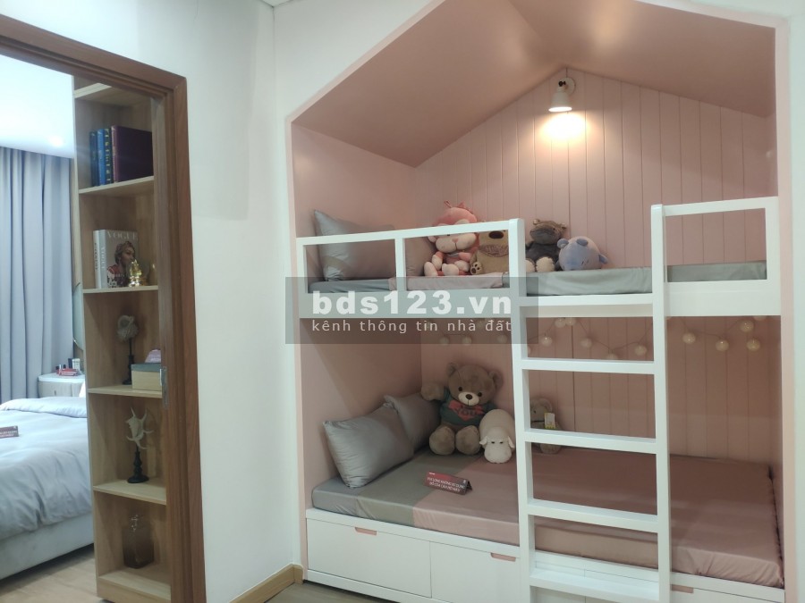 Cần bán Căn hộ view biển 1PN+1 tại The Ruby Hạ Long tầng cao thoáng mát, lh 0397800101