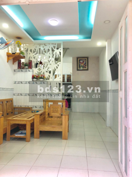 Bán nhà Mặt tiền đường Trần Thủ Độ quận Tân Phú, dt 28m2, 2 tầng giá chỉ nhỉnh 3 tỷ