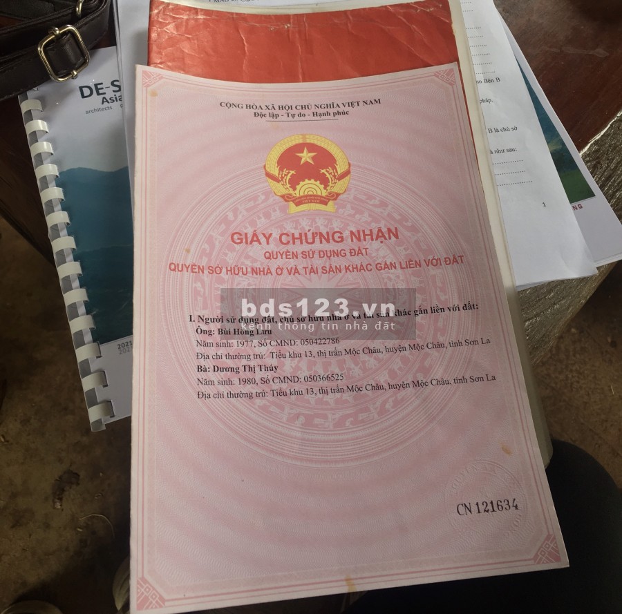 Cần bán quả đồi 1,1ha tại trung tâm nông trường mộc châu giá chỉ 500/m2, lh 0974311661