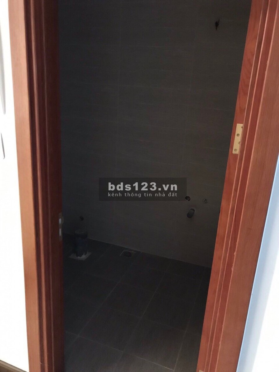 Gia đình bán căn góc T2 tòa S Khu chung cư S4 Goldmark City -136 Hồ Tùng Mậu Phú Diễn Bắc Từ Liêm