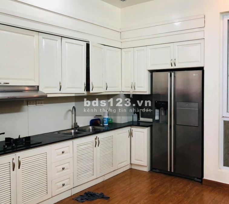 Bán nhà Nam Từ Liêm, ô tô cách 5m, nội thất, dt 42m2 5 tầng mặt tiền rộng, giá nhỉnh 4 tỷ xíu