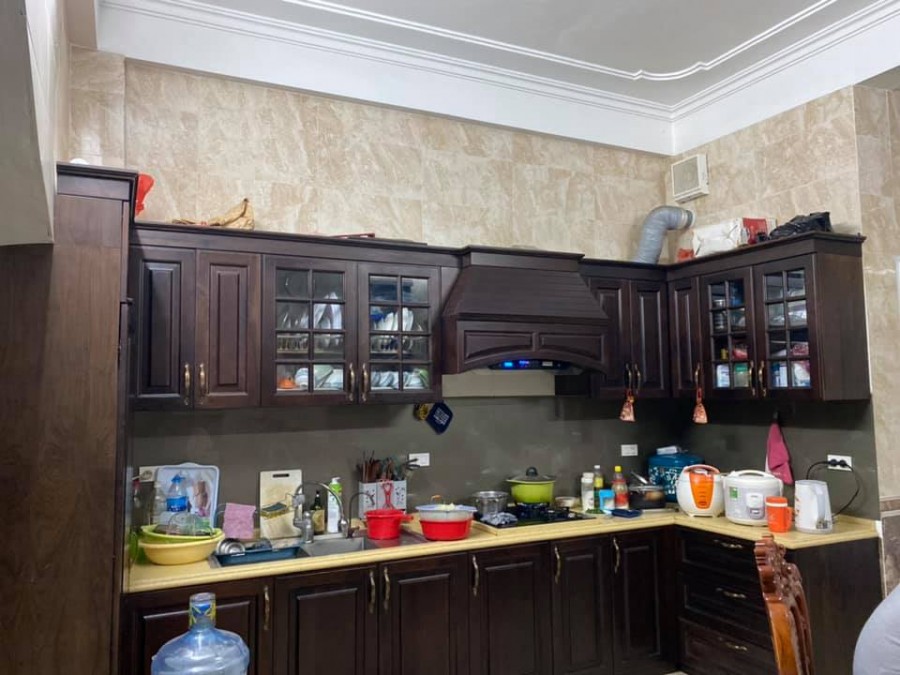 Hạ 500tr cần tiền gấp bán nhà Văn Quán phân lô gara ô tô tránh vỉa hè kinh doanh, dt 68m2 giá 8,x tỷ