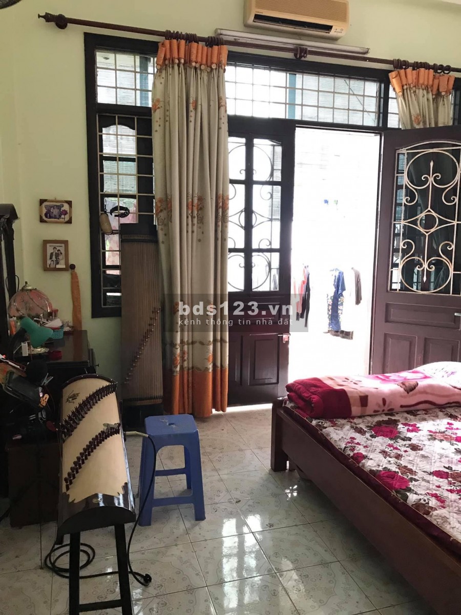 Bán nhà nguyên căn 4 tầng 4 phòng ngủ 2 mặt ngõ Trương Định Quận Hai Bà Trưng