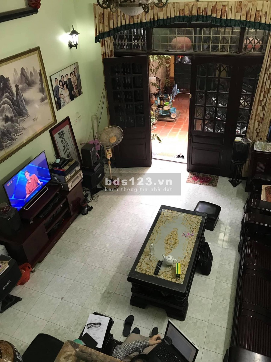 Bán nhà nguyên căn 4 tầng 4 phòng ngủ 2 mặt ngõ Trương Định Quận Hai Bà Trưng