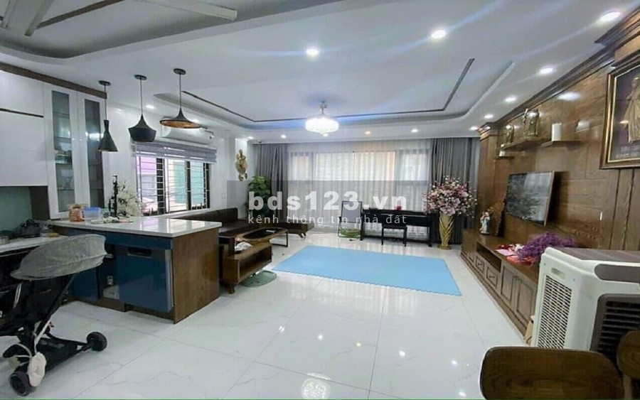 Bán nhà Đống Đa, phố Nguyễn Chí Thanh. Vỉa hè, Ô tô, kinh doanh. 250m2 MT10m 35tỷ