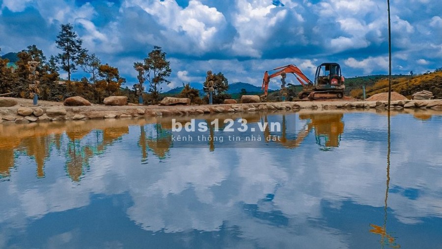 Chính chủ cần bán đất khu nghỉ dưỡng lý tưởng yên bình, liên hệ xem đất 0784171416