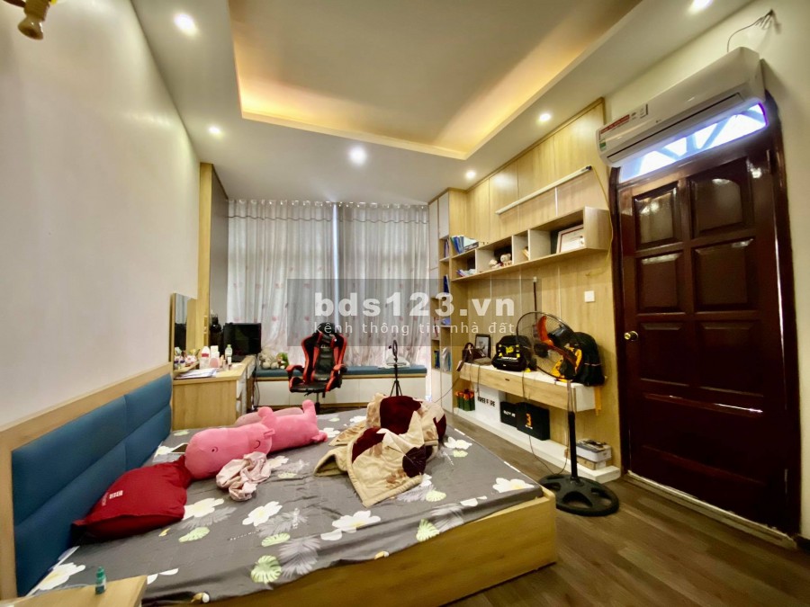 Bán nhà Tân Mai nguyên căn còn mới nhà đẹp ở ngay diện tích sử dụng 40m2 giá 3.2 tỷ