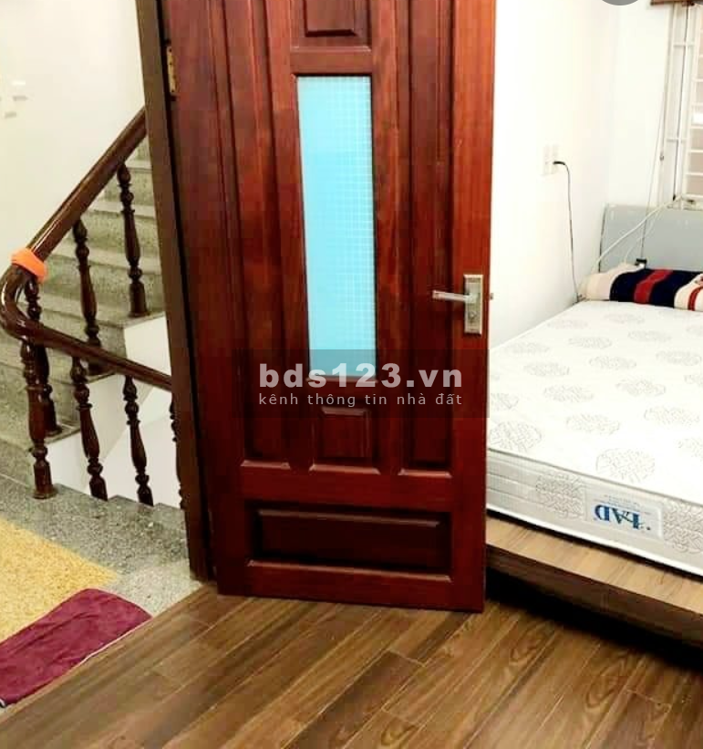 Lê Trọng Tấn 2 tầng 1 tum căn góc 2 đầu ngõ thông ra phố lớn, gần trường chợ, tiện KD