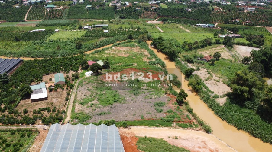 Đất nghĩ dưỡng view suối Cam Ly Sổ Riêng thổ cư thị trấn Nam Ban, liên hệ xem đất 0339522060