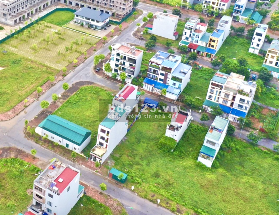 Bán nhanh lô 103m2, trục chính KĐT mới Xuân Hoà – Gần hồ điều hoà, trường học liên cấp