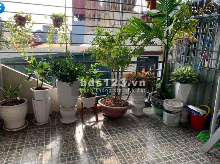 Bán nhà mới diện tích sử dụng 35m2 Cách Mạng Tháng 8 giá bán nhanh chỉ 3,95 tỷ