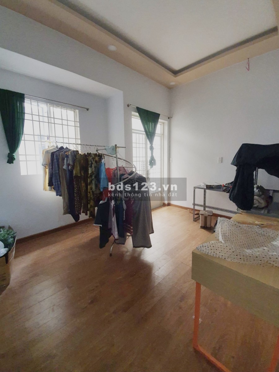 Bán Nhà Bà Hạt, 38m2, Bề Ngang 4.5m, 2 Tầng, Chỉ 5.2 Tỷ, LH 0971243100
