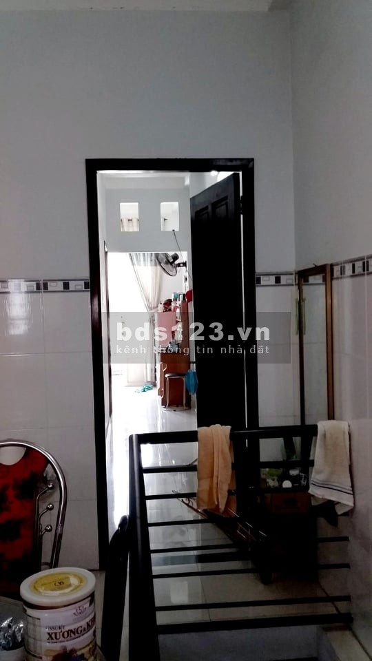 Bán nhà mặt tiền kinh doanh diện tích 100m2, 3 Tầng, gần Aeon Tân Phú, lh 0909640567