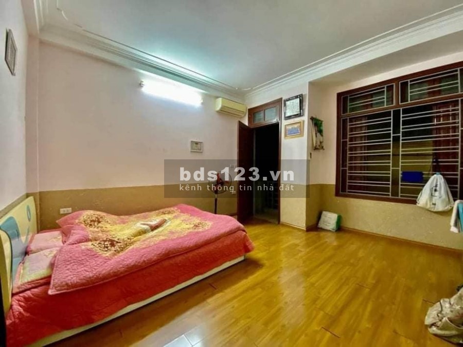 Hạ chào 300 triệu bán nhà Kim Giang dtsd 47m2 5 tầng giá chỉ 3.2 tỷ, lh 0372363126