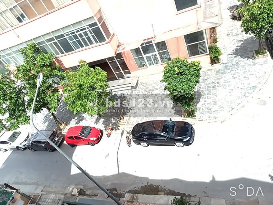 Bán Nhà LK Hà Đông view chung cư, vỉa hè, kinh doanh đỉnh giá bán 6.1 tỷ, lh 0975533041