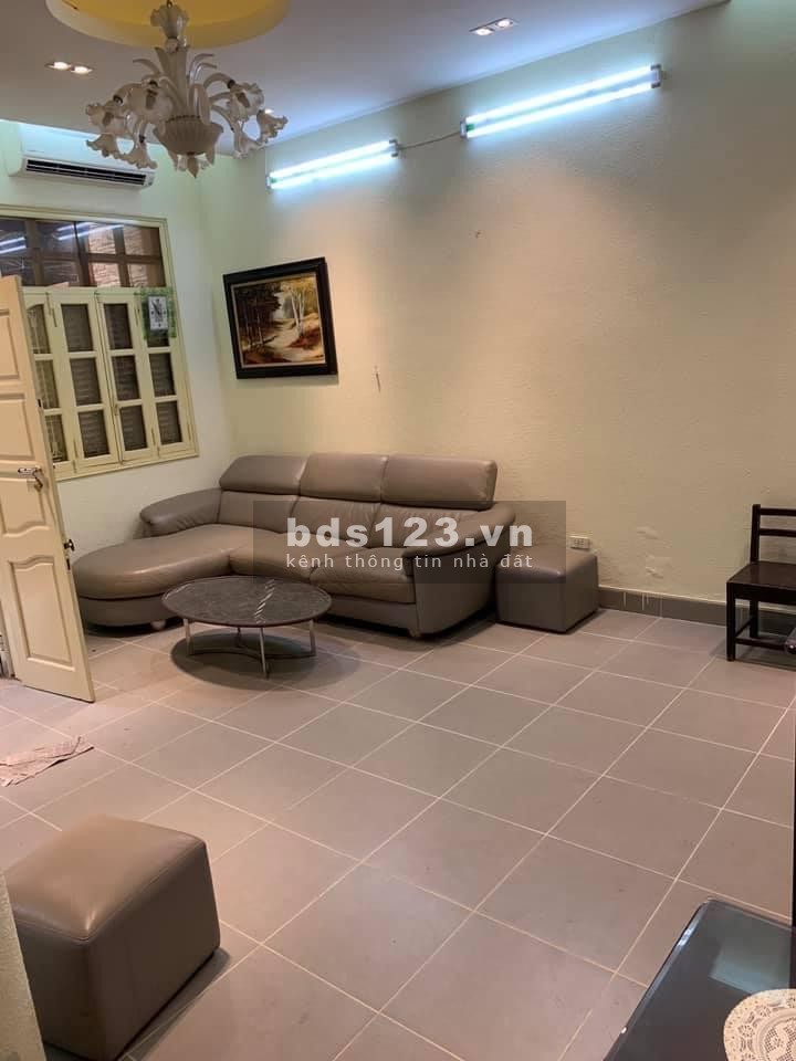Cần bán nhà phố Lê Thanh Nghị, Quận Hai Bà Trưng, diện tích sử dụng 70m2, giá 10.5 tỷ