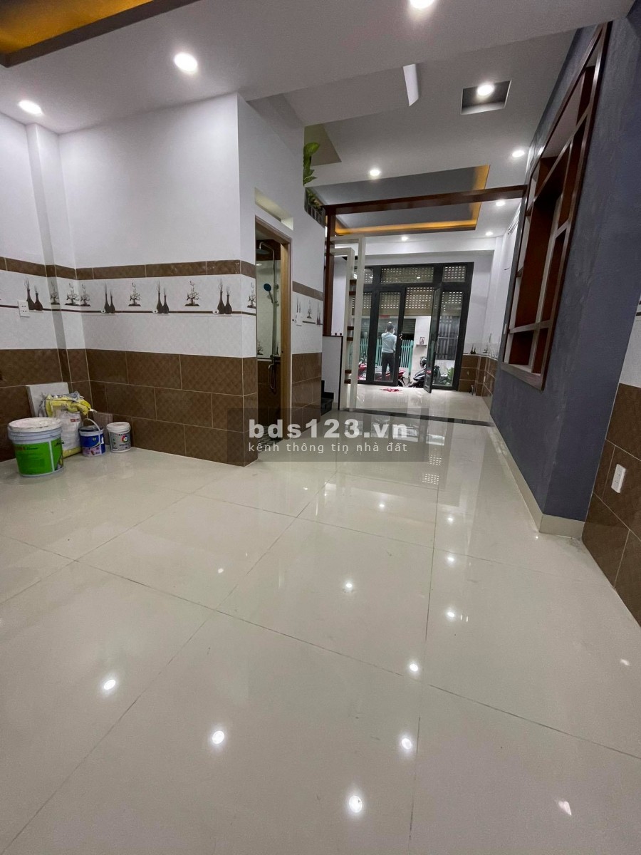 Bán nhà siêu đẹp giá bán chỉ 5 tỷ, 5 tầng, diện tích sử dụng 50m2, Tân Hòa Đông, Bình Tân