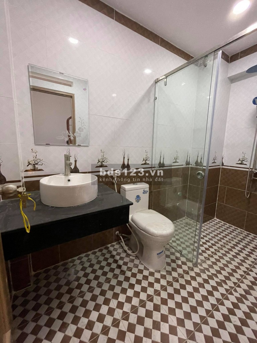Bán nhà siêu đẹp giá bán chỉ 5 tỷ, 5 tầng, diện tích sử dụng 50m2, Tân Hòa Đông, Bình Tân