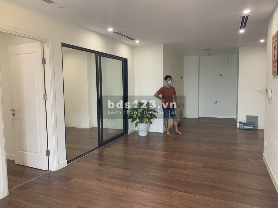 Cho thuê Chung cư Imperia Nguyễn Huy Tưởng căn 3 ngủ, chưa có tủ bếp, 12.5 triệu/tháng 0377983070