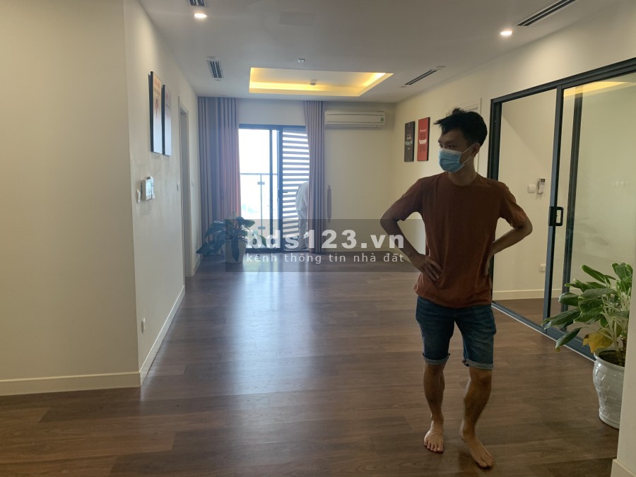 Cho thuê Chung cư Imperia Nguyễn Huy Tưởng căn 3 ngủ, chưa có tủ bếp, 12.5 triệu/tháng 0377983070