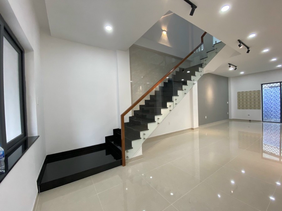 The Pearl Riverside nhà Phố Bến Lức Cam Kết Thuê 3 năm Với 30 đến 40 Triệu Một Tháng