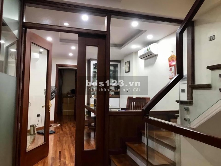 Bán nhà nguyên căn Duy Tân xách vali về ở luôn, diện tích 58m2, giá bán 5 tỷ, pháp lí đầy đủ
