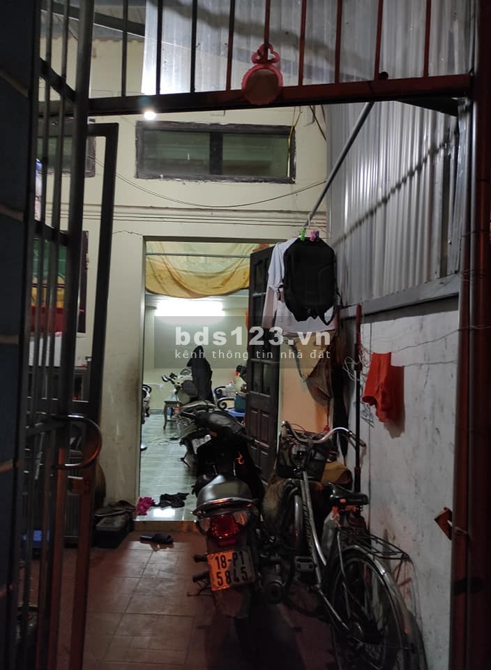 Bán Nhà Riêng Đông Thiên Hoàng Mai dt 40m2, Mặt Tiền 5.5m, giá 2.1 tỷ, sổ chính chủ