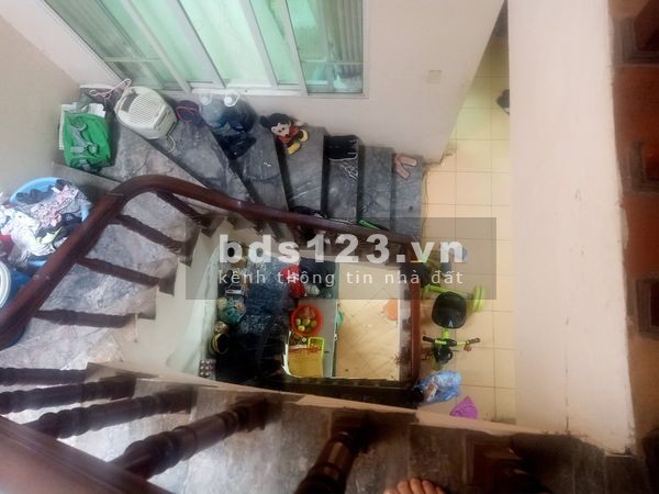 Chính chủ gửi bán nhà Phố Thái Hà 62m2, 3 tầng, mặt tiền 5m Vị trí đẹp, ô tô tránh KD Đa Dạng Giá TL