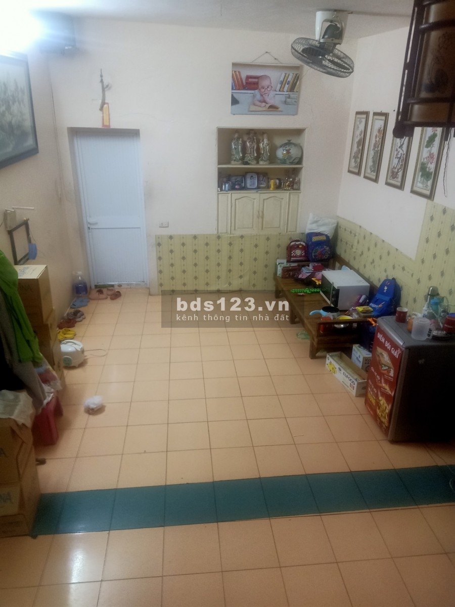 Chính chủ gửi bán nhà Phố Thái Hà 62m2, 3 tầng, mặt tiền 5m Vị trí đẹp, ô tô tránh KD Đa Dạng Giá TL