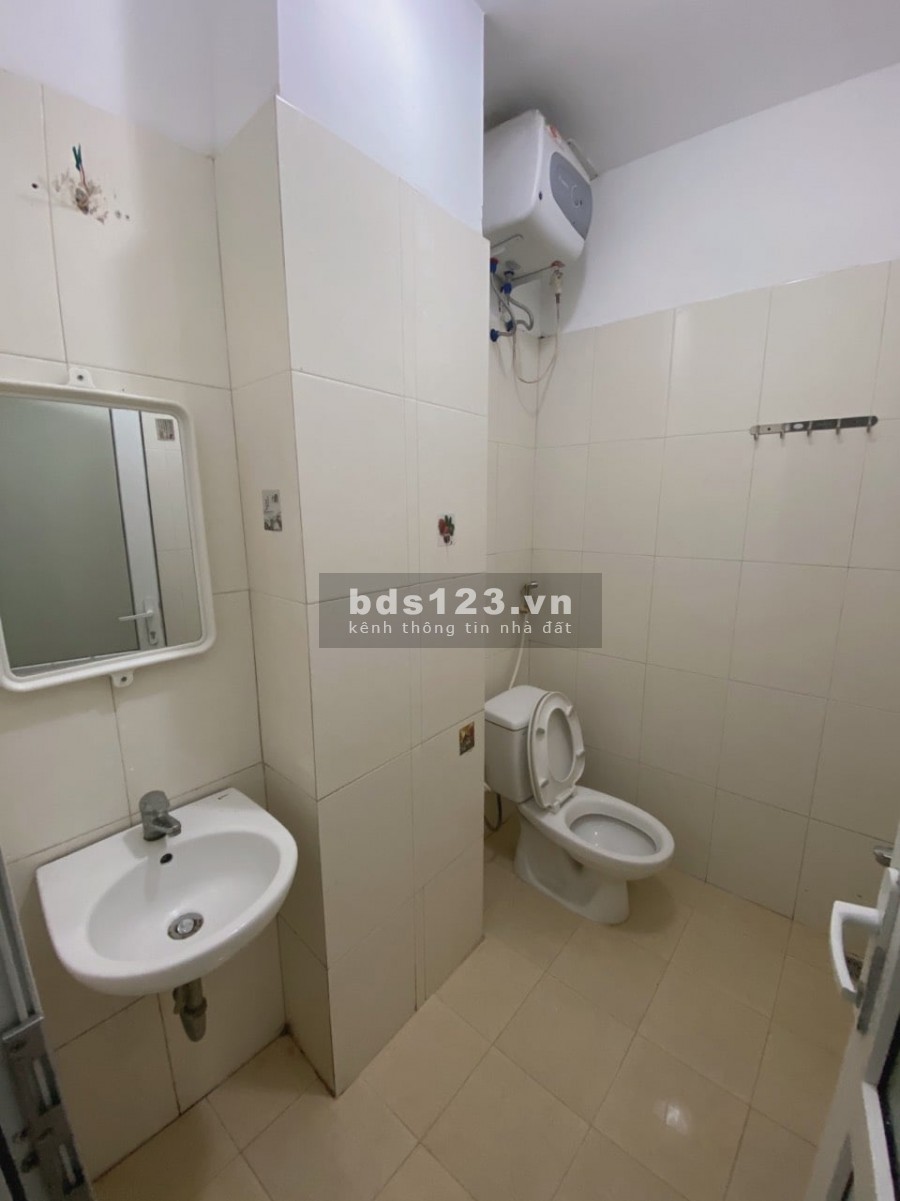 Bán nhà Trung Kính diện tích sử dụng 65m2 6 tầng mặt tiền 6m chỉ 12.9 tỷ Cầu Giấy
