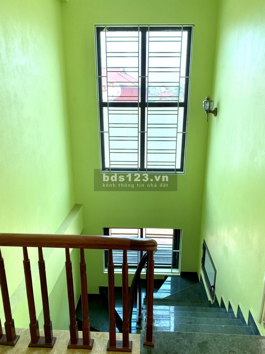 Bán Nhà 4 Tầng Đẹp Chắc Chắn Ở Ngay Ô Tô Tránh Vào Nhà Ngọc Thụy Long Biên
