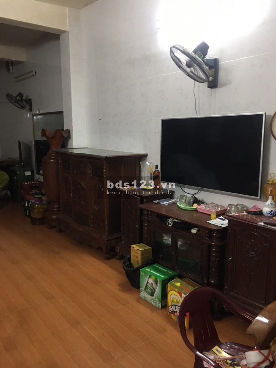 Bán nhà mặt đường Hoàng Như Tiếp, kinh doanh đỉnh, mặt tiền rộng, oto tránh