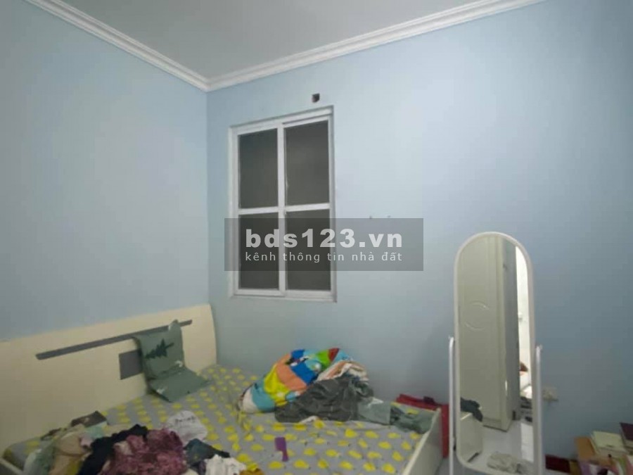 Bán nhà nguyên căn diện tích 34m2, giá nhỉnh 2 tỷ vào ở luôn, 30m ô tô tránh, giá 2.8 tỷ