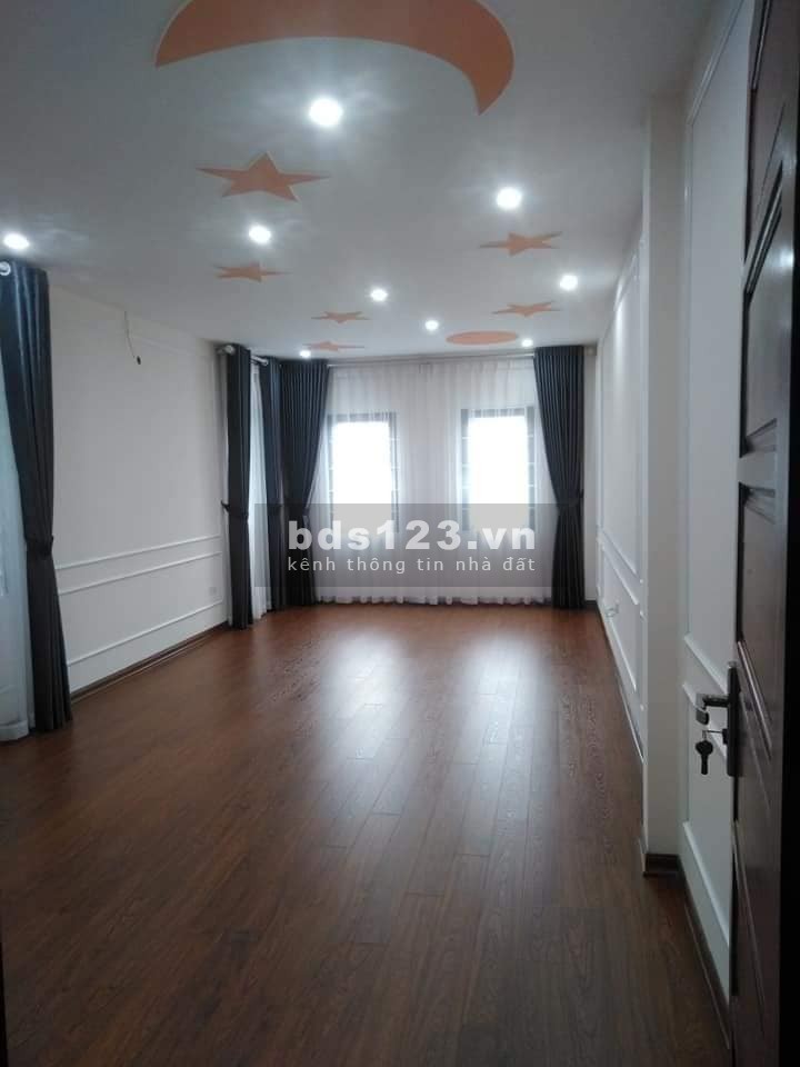 Bán nhà Khương Đình đẹp lung linh thang máy xịn kinh doanh đỉnh diện tích 54m2 giá 6.2 tỷ