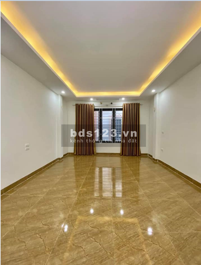 Bán nhà nguyên căn Đặng Văn Ngữ Đống Đa, ô tô lô góc dt 60m2, 5 tầng đúc, giá bán 5.2 tỷ