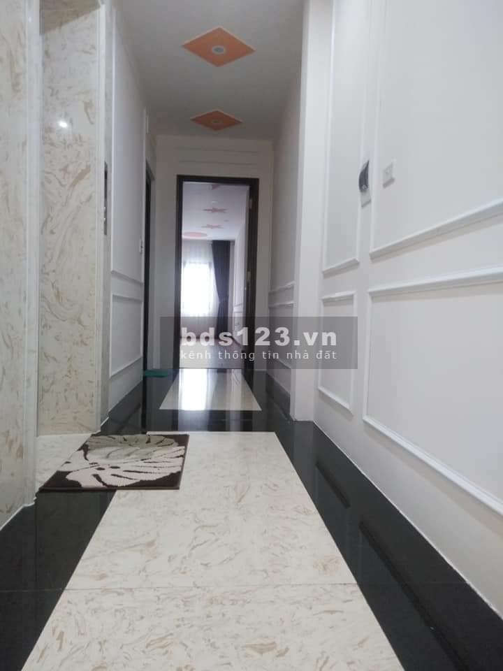 Bán nhà Khương Đình đẹp lung linh thang máy xịn kinh doanh đỉnh diện tích 54m2 giá 6.2 tỷ