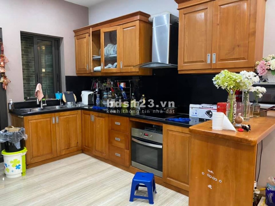 Bán nhà Gia Thụy diện tích 57m2 mt 4.5m ô tô vào nhà lô góc 2 mặt thoáng giá 4.45 tỷ