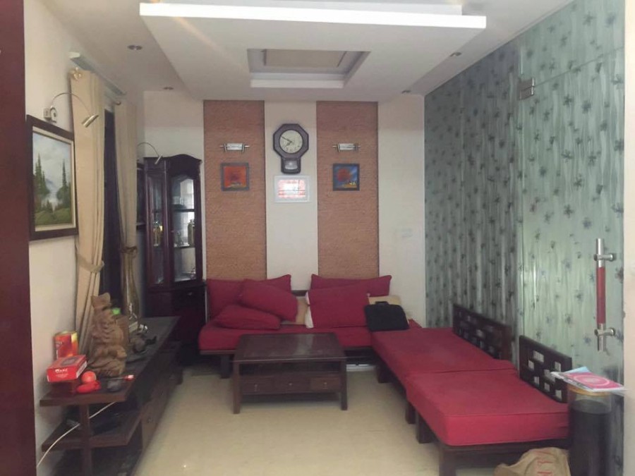 Bán nhà nguyên căn nhà ô tô tránh kinh doanh sầm uất giá hạt rẻ mua nhanh kẻo lỡ