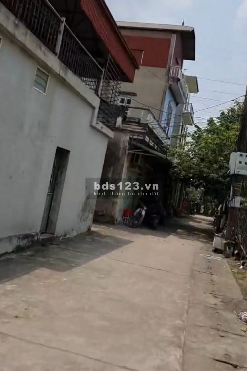 Bán Nhà Đẹp hai mặt ngõ Quang Trung Hà Đông diện tích 33m2 giá chỉ 2,7 tỷ ô tô đỗ cửa.