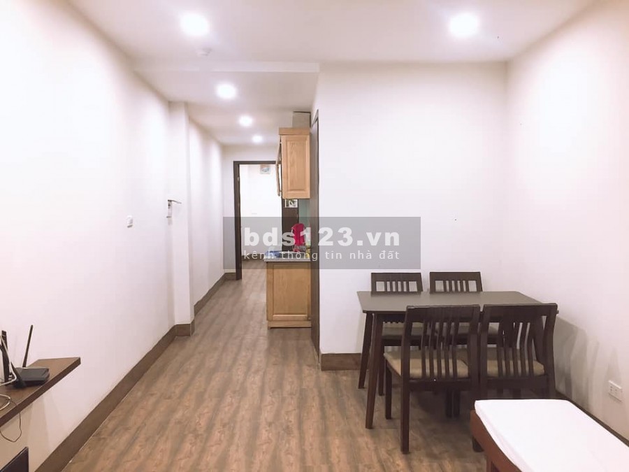 Bán nhà Cầu Giấy, diện tích 43m2, giá bán 3.2 tỷ, 5 tầng, hai mặt thoáng, sáng trắng, nhà mới