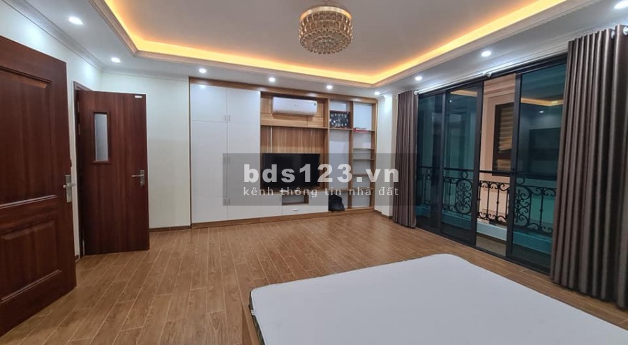 Bán nhà MN Ái Mộ - Long Biên 6 tầng, thang máy, gara ô tô, kinh doanh giá bán nhanh 6.2 tỷ