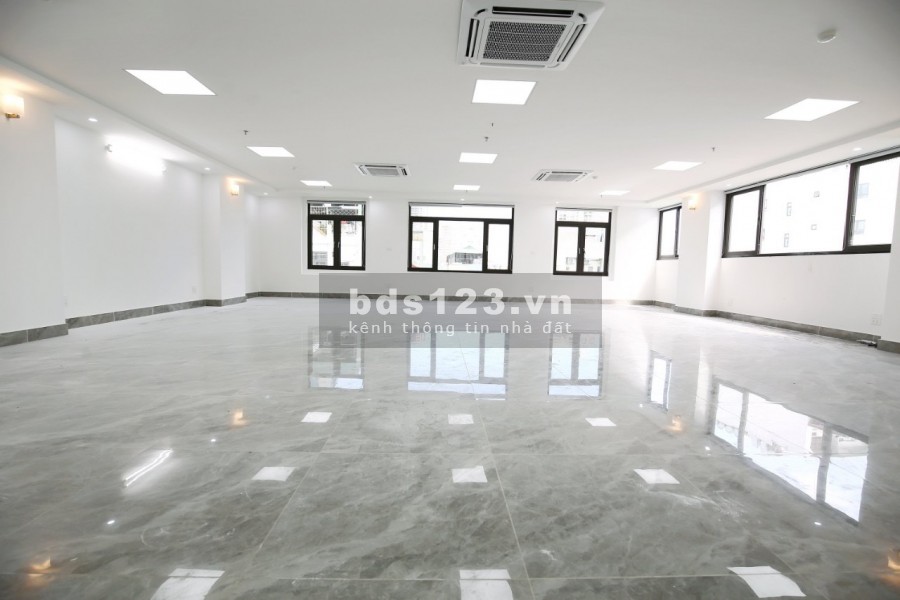 Cho thuê văn phòng tại Tòa nhà Biulding phố Hoàng Cầu, Đống Đa, HN. LH 0968530776