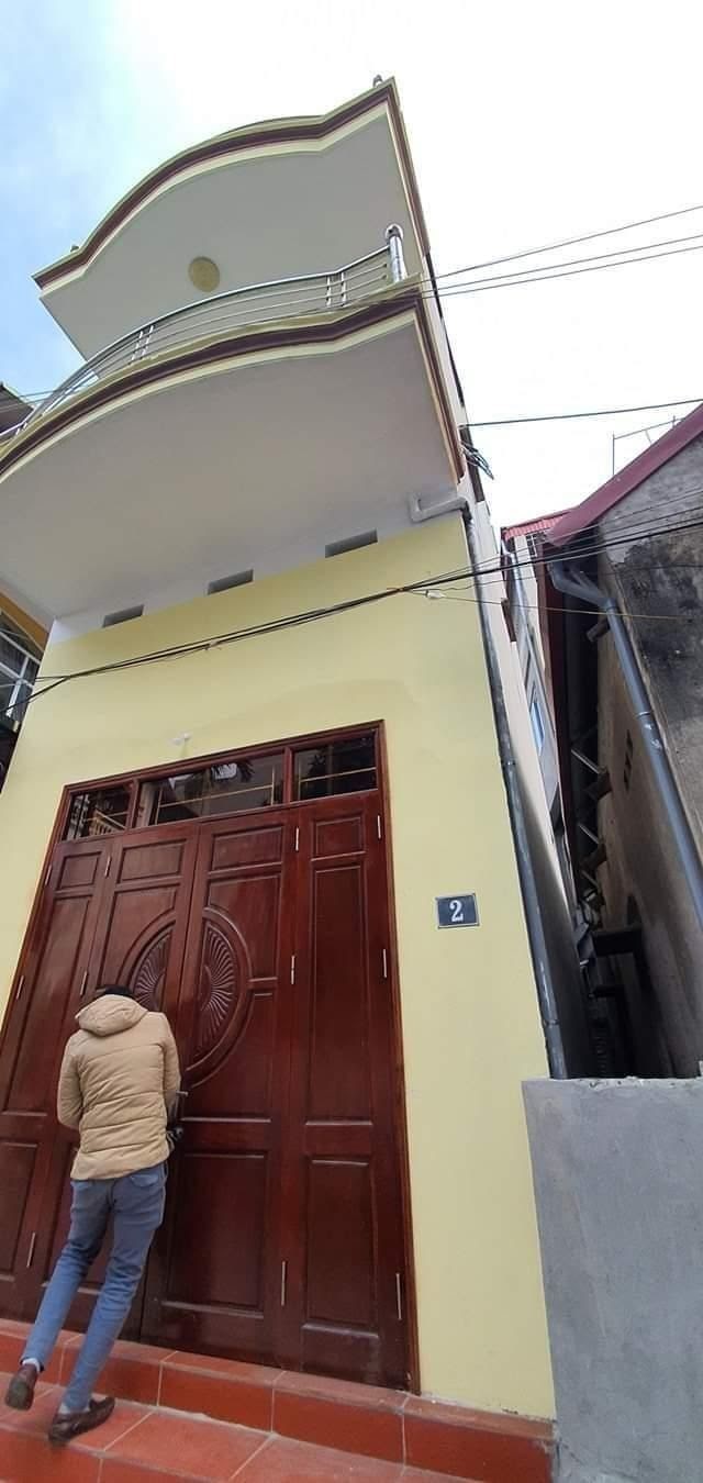 Bán nhà rẻ nhất Mỹ Đình diện tích sử dụng 30m2 đúc 2 tầng giá bán chỉ 1,6 tỷ, giao liền