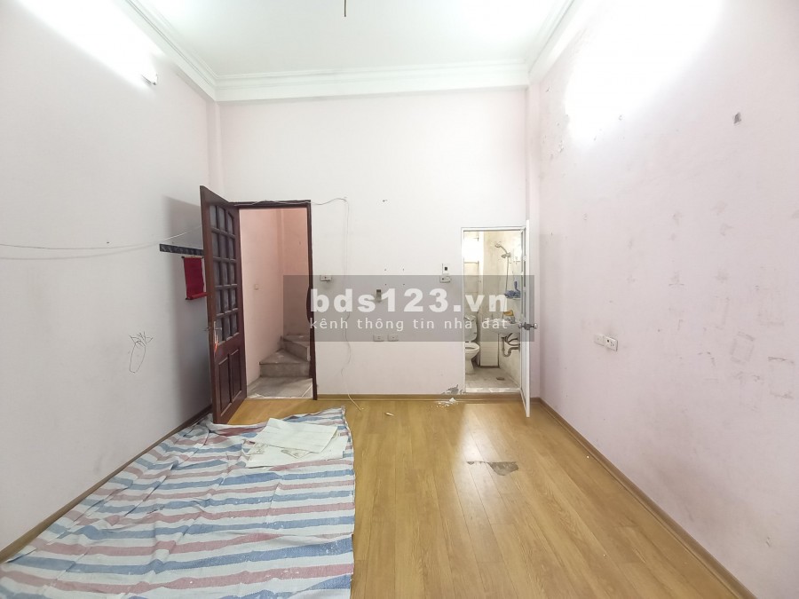 Cần bán nhà ngõ Hòa Bình 7 Minh Khai, Quận Hai Bà Trưng, 4 tầng, giá bán 2.65 tỷ, lhcc