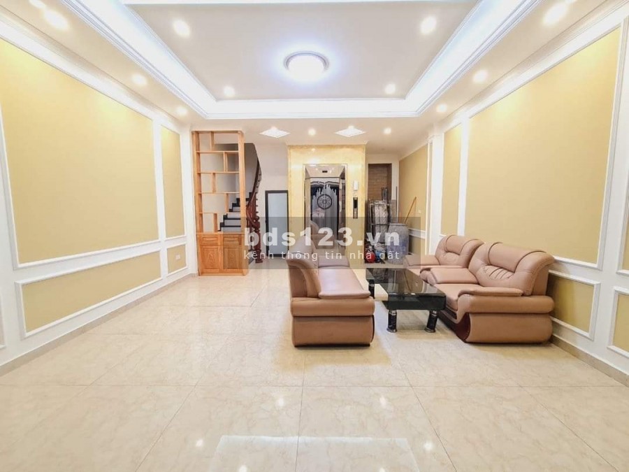 Bán nhà đường Mạc Thái Tổ, Cầu Giấy, dtsd 55m2, đúc 6 tầng, Ô tô, Kinh doanh, sổ sẵn