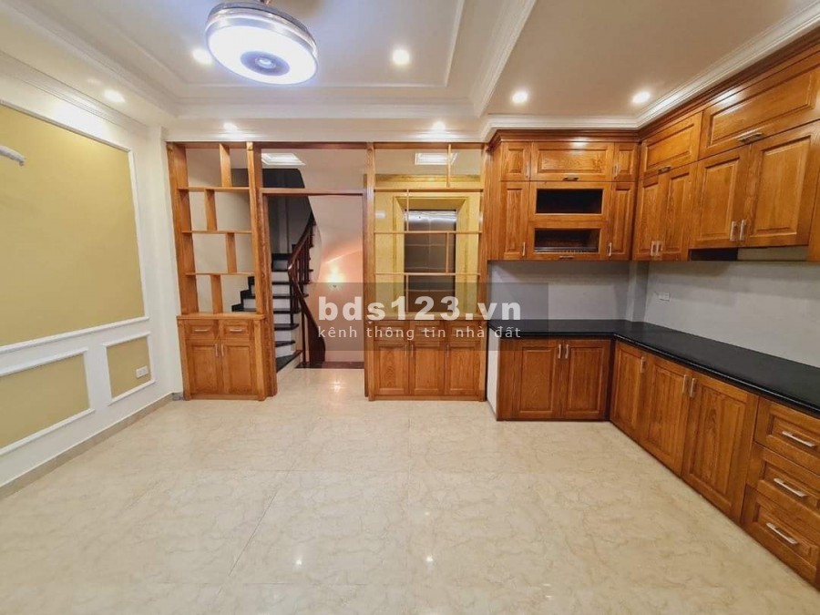 Bán nhà đường Mạc Thái Tổ, Cầu Giấy, dtsd 55m2, đúc 6 tầng, Ô tô, Kinh doanh, sổ sẵn