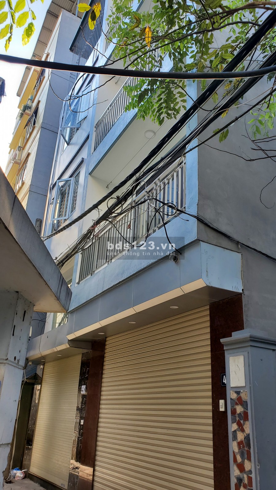 Nhà đẹp như tranh diện tích sử dụng 45m2, 4 tầng Hồng Mai, ngõ oto giá bán chỉ 2.7 tỷ