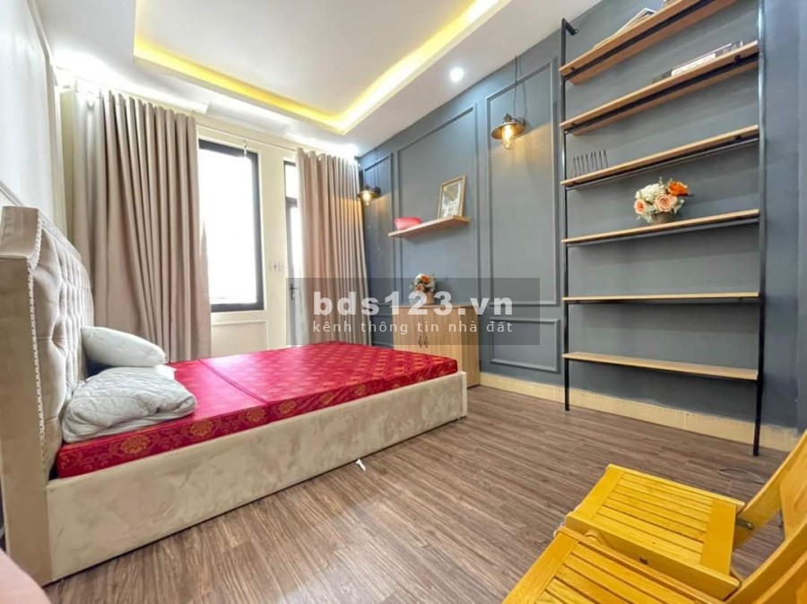 Bán Nhà Kim Giang, ngõ nông 60m ra phố diện tích 40m2, 4 tầng giá 3.4 tỷ sổ nở hậu 7cm