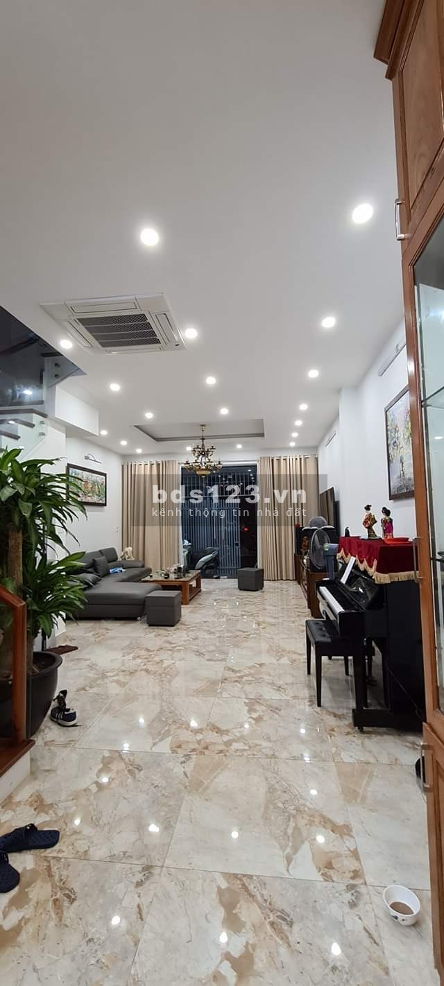 Liền kề nội thất đẳng cấp khu đô thị An Hưng, view đẹp, tiện ích xung quanh đầy đủ, giá tốt